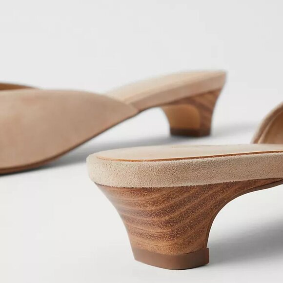 Ann Taylor Suede Kitten Heel Mule Pump Size 7 - Picture 2 of 11